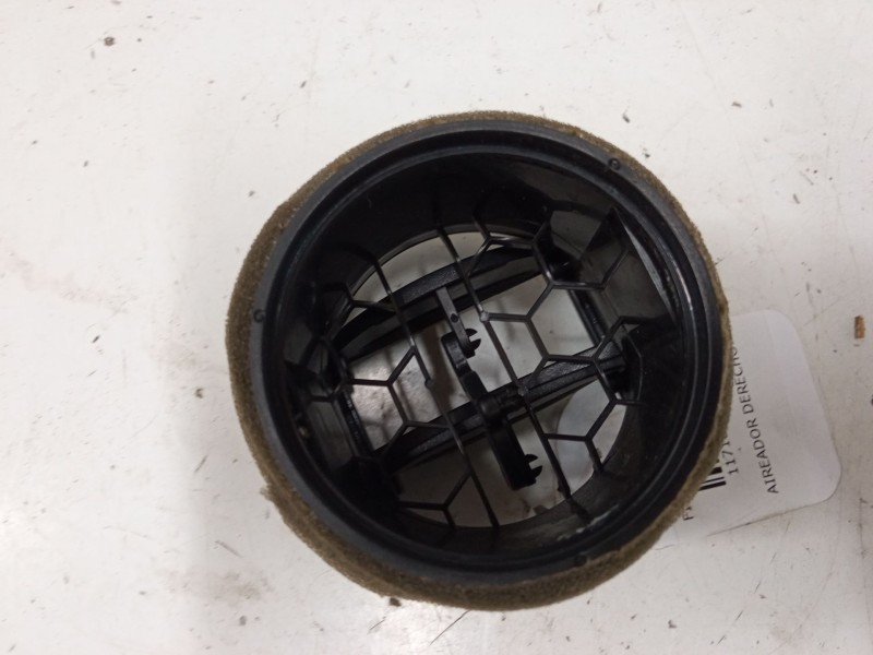 Recambio de aireador derecho para ford fiesta vi (cb1, ccn) 1.4 tdci referencia OEM IAM   