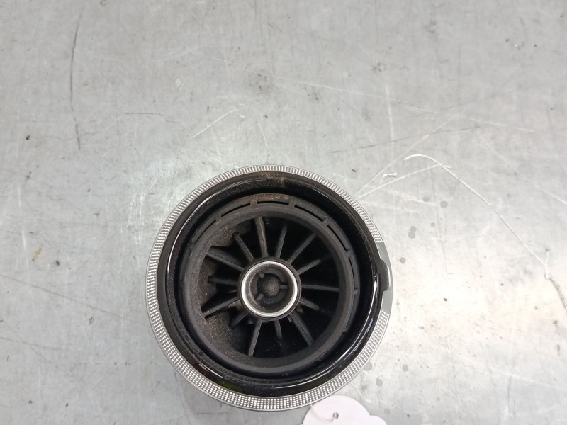 Recambio de aireador izquierdo para audi a3 (8v1, 8vk) 1.6 tdi referencia OEM IAM   