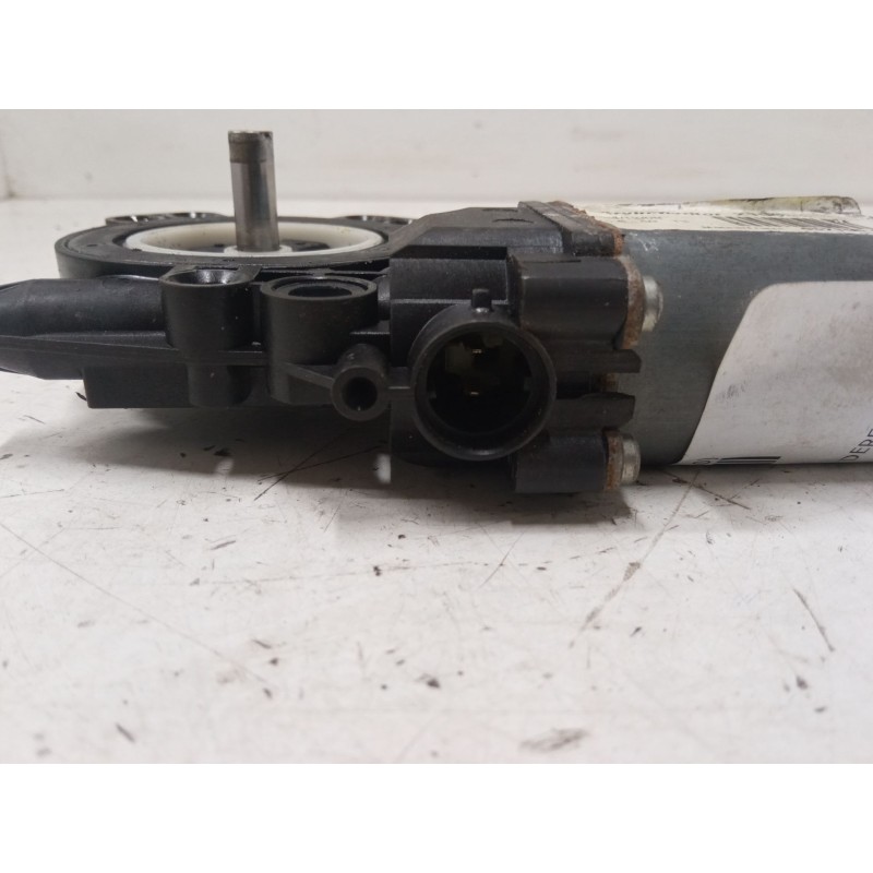 Recambio de motor elevaluna trasero derecho para nissan qashqai i (j10, nj10) 1.6 referencia OEM IAM 402190A  