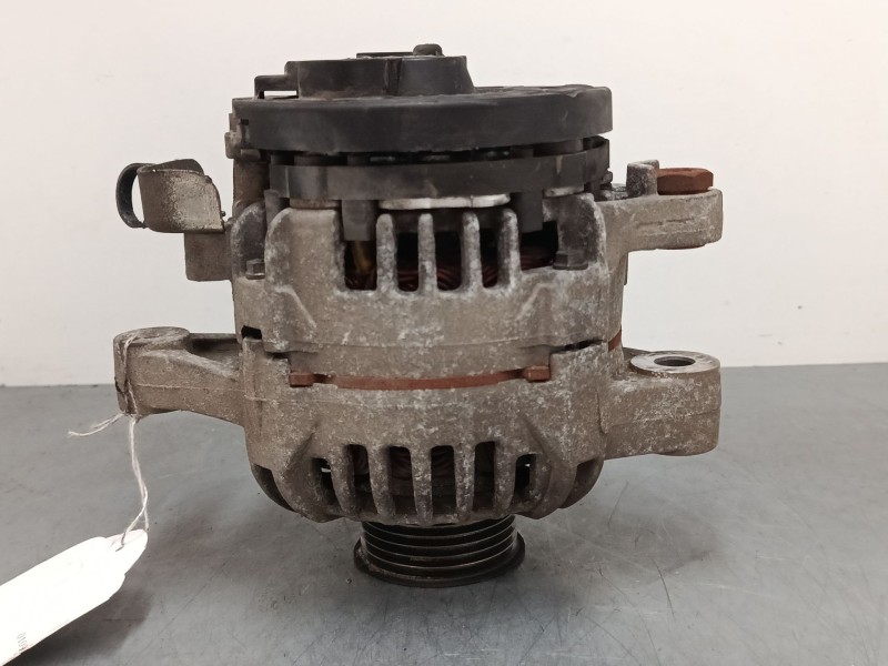 Recambio de alternador para toyota yaris (_p9_) 1.3 vvt-i (scp90_) referencia OEM IAM 270600J061  