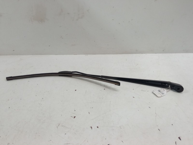 Recambio de brazo limpia delantero derecho para citroën xsara picasso (n68) 2.0 hdi referencia OEM IAM   