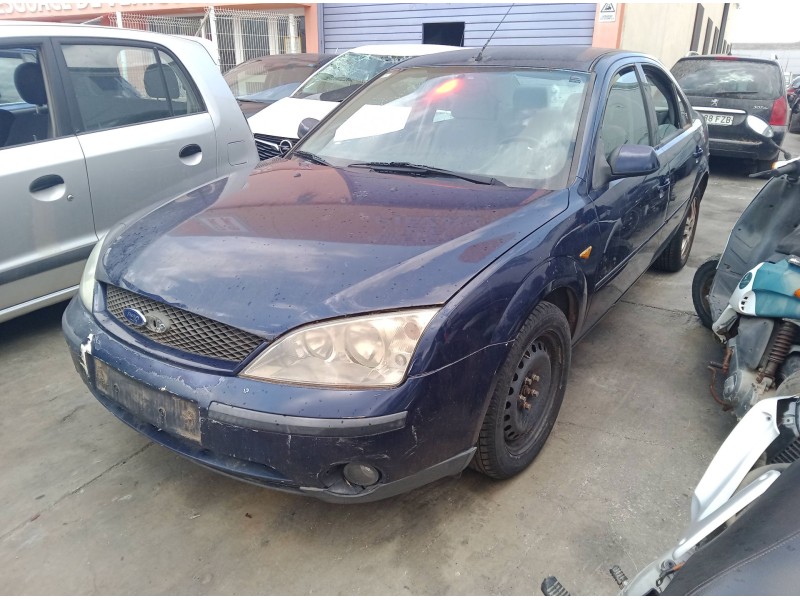 ford mondeo iii sedán (b4y) del año 2001