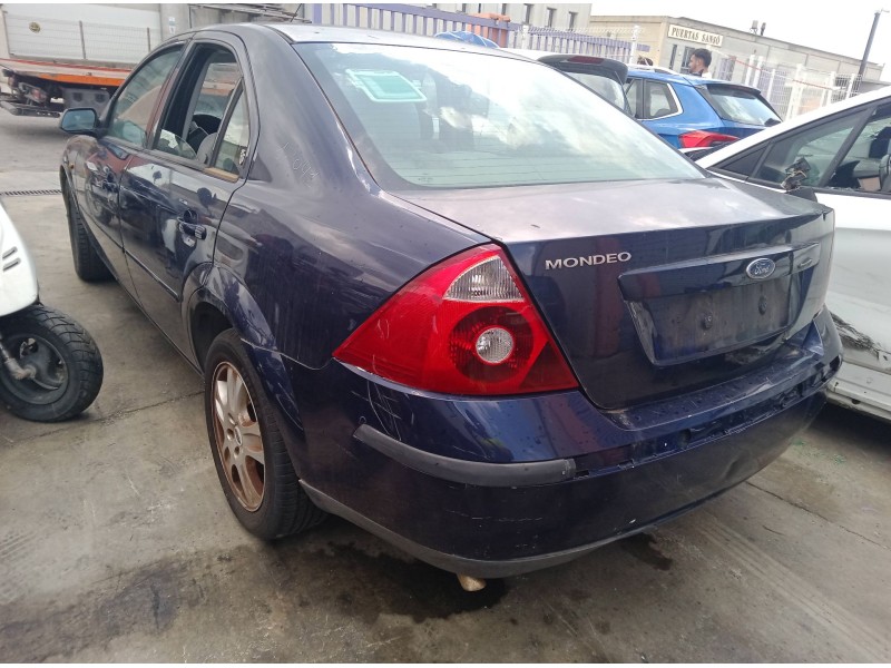 ford mondeo iii sedán (b4y) del año 2001