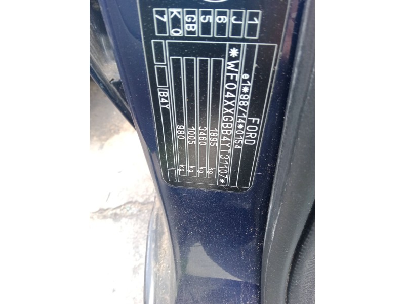 ford mondeo iii sedán (b4y) del año 2001