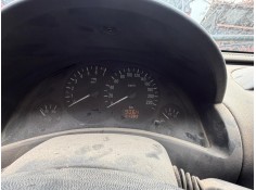 opel corsa c (x01) del año 2001 2