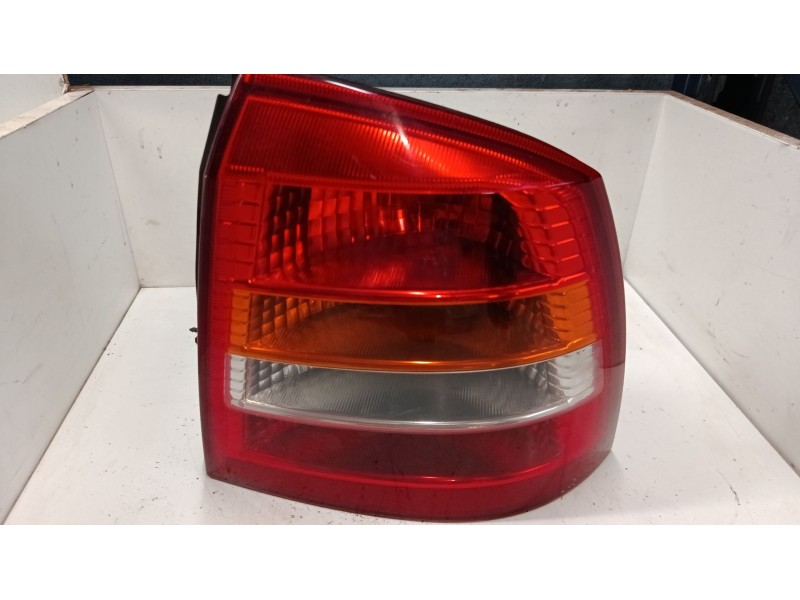 Recambio de piloto trasero derecho para opel astra g hatchback (t98) 1.6 16v (f08, f48) referencia OEM IAM 13110931  