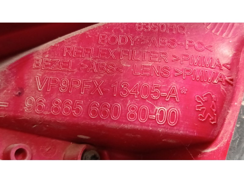 Recambio de piloto trasero izquierdo para peugeot 207/207+ (wa_, wc_) 1.4 hdi referencia OEM IAM 96865660  