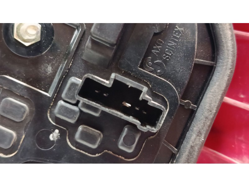 Recambio de piloto trasero izquierdo para peugeot 206 hatchback (2a/c) 1.4 i referencia OEM IAM   