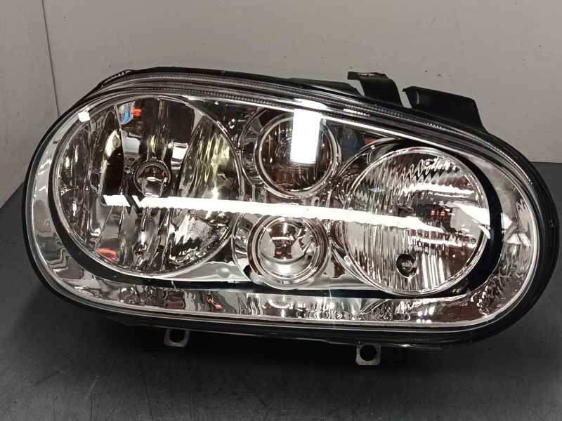 Recambio de faro derecho para volkswagen golf iv (1j1) 1.6 16v referencia OEM IAM   