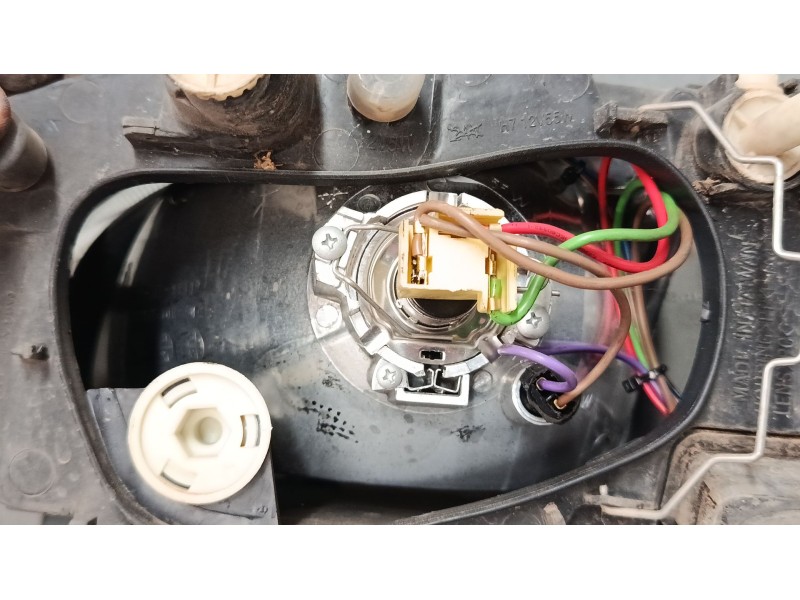 Recambio de faro derecho para seat ibiza ii (6k1) 1.9 tdi referencia OEM IAM   