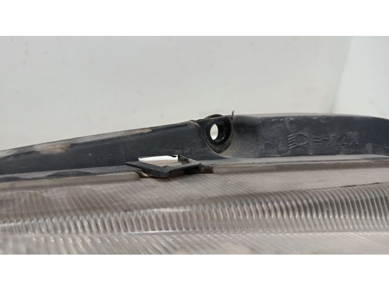 Recambio de faro derecho para peugeot 106 ii (1a_, 1c_) 1.5 d referencia OEM IAM   