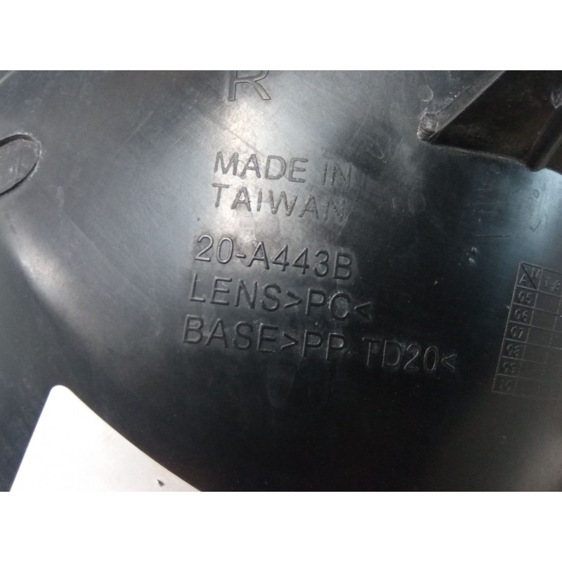 Recambio de faro derecho para honda jazz ii (gd_, ge3, ge2) 1.2 i-dsi (gd5, ge2) referencia OEM IAM   