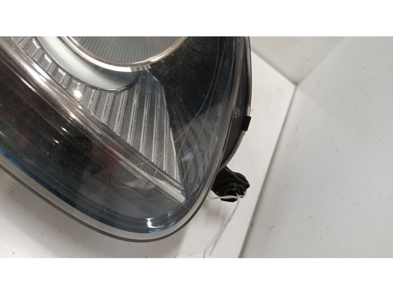 Recambio de faro derecho xenon para volkswagen golf v (1k1) 1.4 tsi referencia OEM IAM 1K6941032 0301212272 