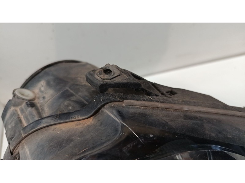 Recambio de faro derecho xenon para volkswagen golf v (1k1) 1.4 tsi referencia OEM IAM 1K6941032 0301212272 