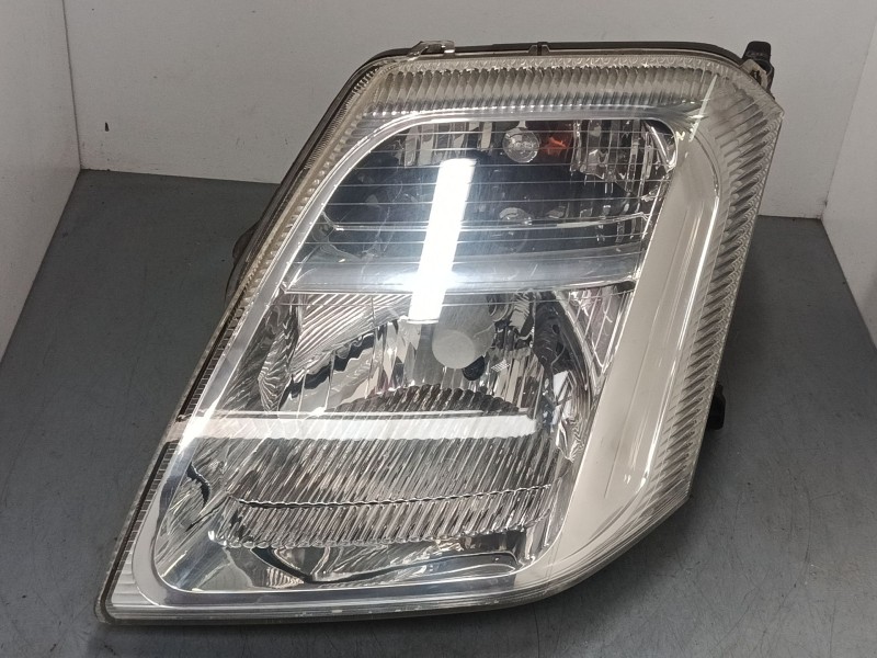 Recambio de faro izquierdo para citroën c2 (jm_) 1.4 hdi referencia OEM IAM 9680129380  