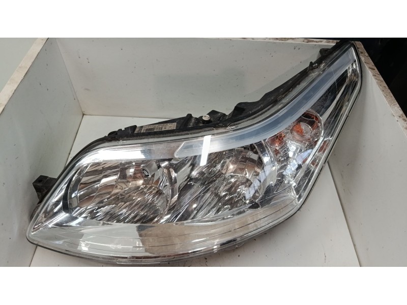 Recambio de faro izquierdo para citroën c4 i (lc_) 1.4 16v referencia OEM IAM 9684381980  