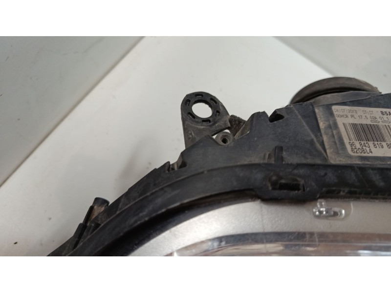 Recambio de faro izquierdo para citroën c4 i (lc_) 1.4 16v referencia OEM IAM 9684381980  