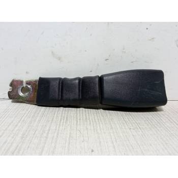ANCLAJE CINTURON DELANTERO DERECHO 