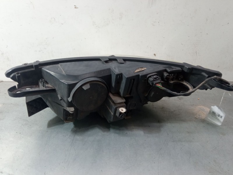 Recambio de faro derecho para citroën c4 ii (nc_) 1.6 hdi 110 referencia OEM IAM 9687304480  