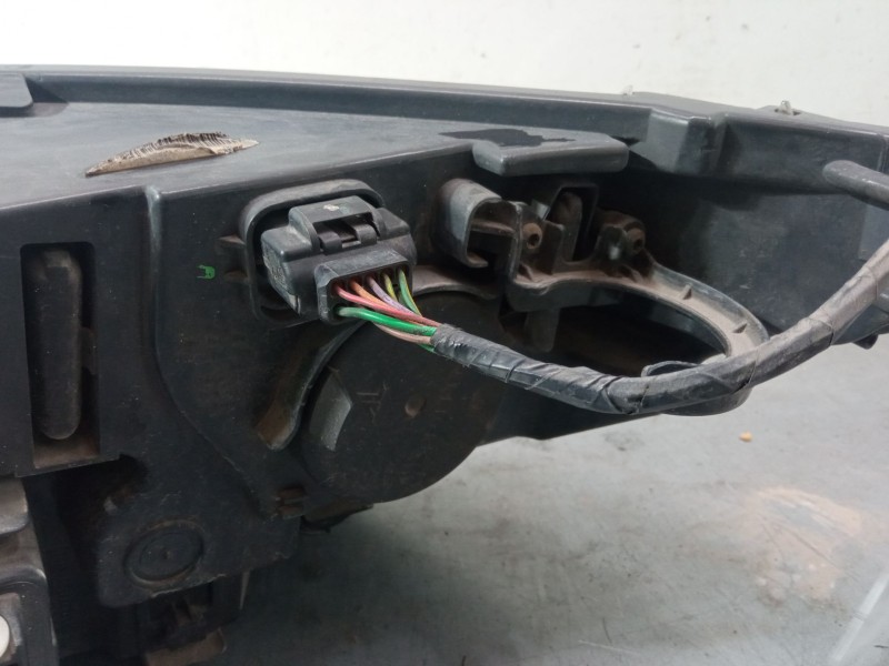 Recambio de faro derecho para citroën c4 ii (nc_) 1.6 hdi 110 referencia OEM IAM 9687304480  