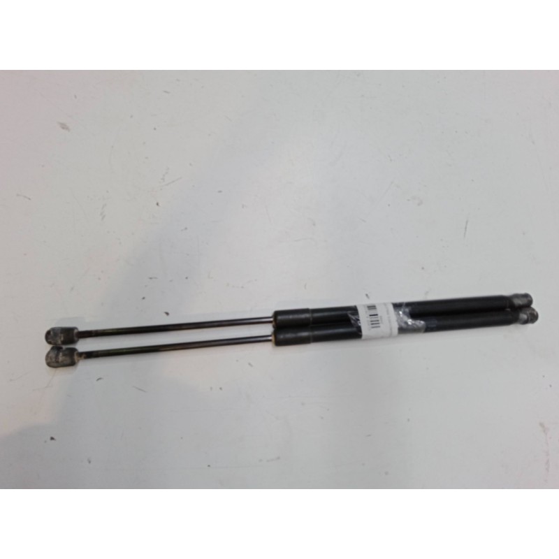 Recambio de amortiguadores maletero / porton para mercedes-benz clase a (w169) a 170 (169.032, 169.332) referencia OEM IAM   