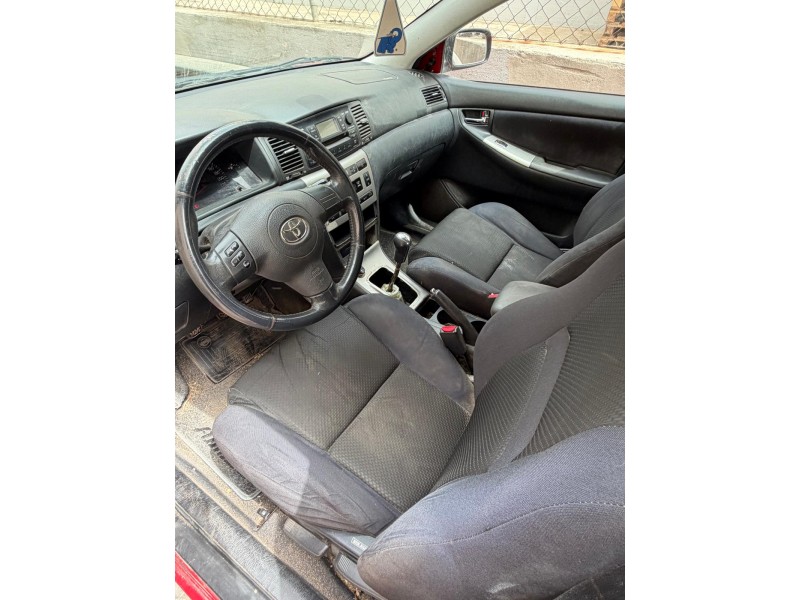 toyota corolla (_e12_) del año 2005