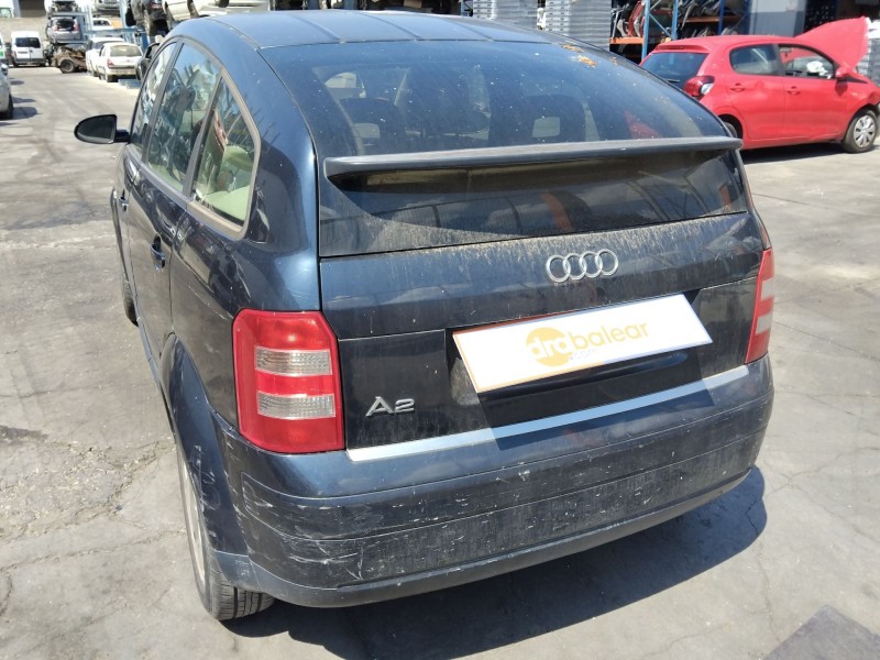 audi a2 (8z0) del año 2001