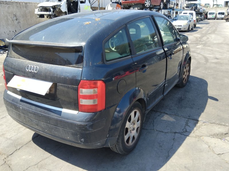 audi a2 (8z0) del año 2001
