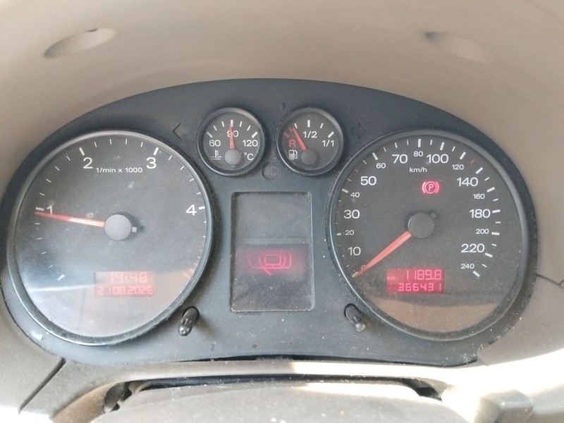audi a2 (8z0) del año 2001