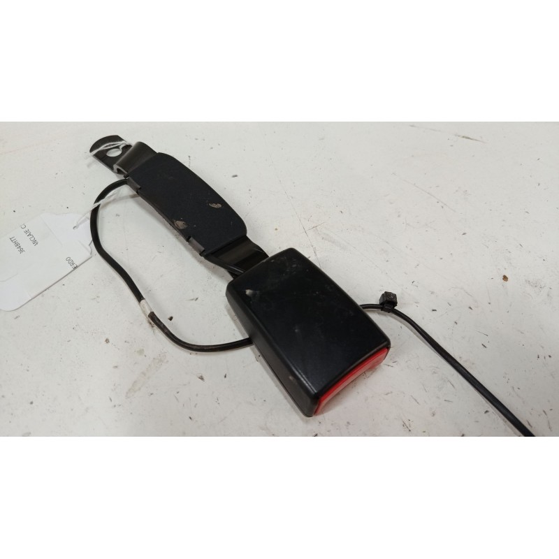 Recambio de anclaje cinturon delantero izquierdo para volkswagen polo v (6r1, 6c1) 1.2 tsi referencia OEM IAM 6R4857756A  
