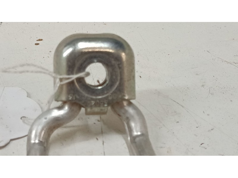 Recambio de anclaje cinturon trasero izquierdo para volkswagen polo v (6r1, 6c1) 1.2 tsi referencia OEM IAM 6R0857739A  