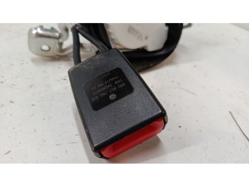 Recambio de anclaje cinturon trasero derecho para volkswagen polo v (6r1, 6c1) 1.2 tsi referencia OEM IAM 6R0857740  