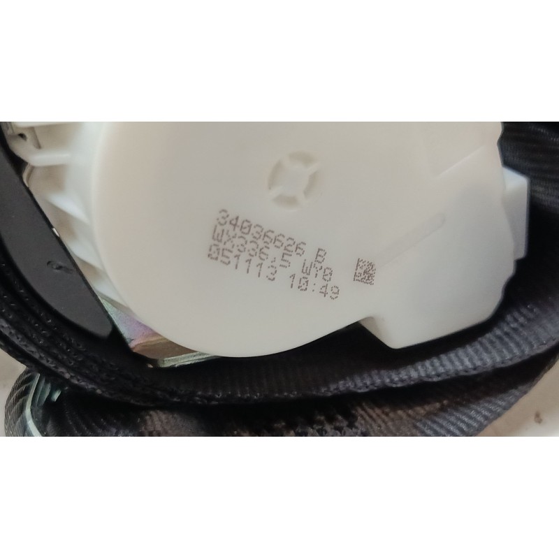 Recambio de anclaje cinturon trasero derecho para volkswagen polo v (6r1, 6c1) 1.2 tsi referencia OEM IAM 6R0857740  
