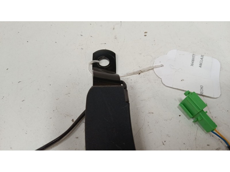 Recambio de anclaje cinturon delantero derecho para volkswagen polo v (6r1, 6c1) 1.2 tsi referencia OEM IAM   