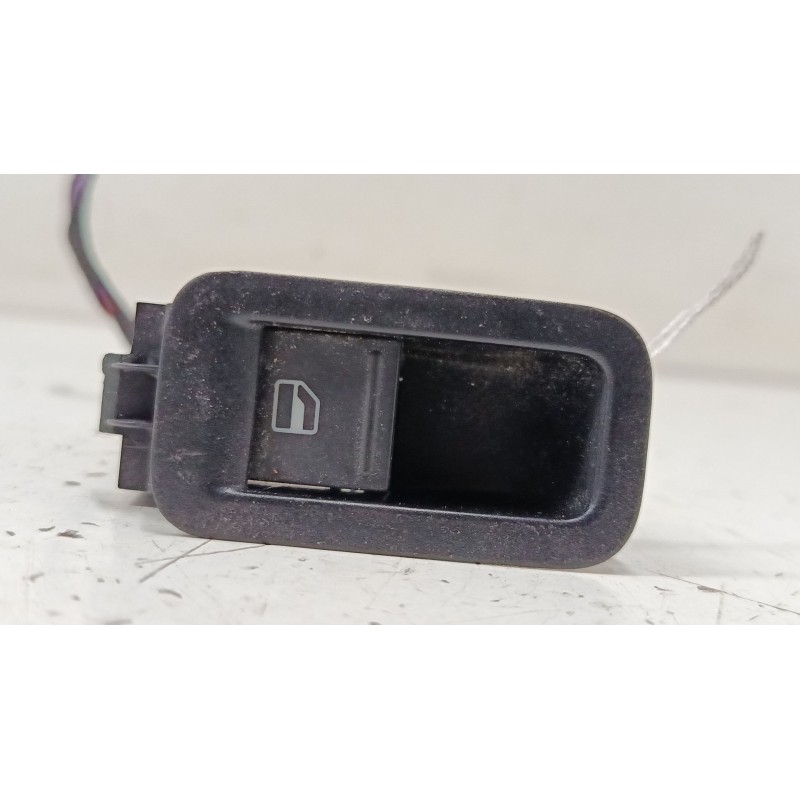 Recambio de mando elevalunas trasero derecho para volkswagen polo v (6r1, 6c1) 1.2 tsi referencia OEM IAM 6R0867255H  