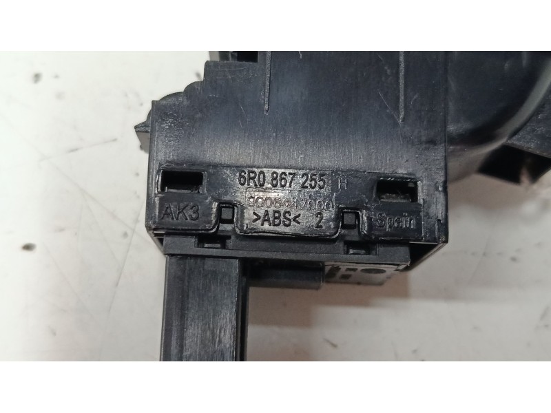 Recambio de mando elevalunas trasero derecho para volkswagen polo v (6r1, 6c1) 1.2 tsi referencia OEM IAM 6R0867255H  