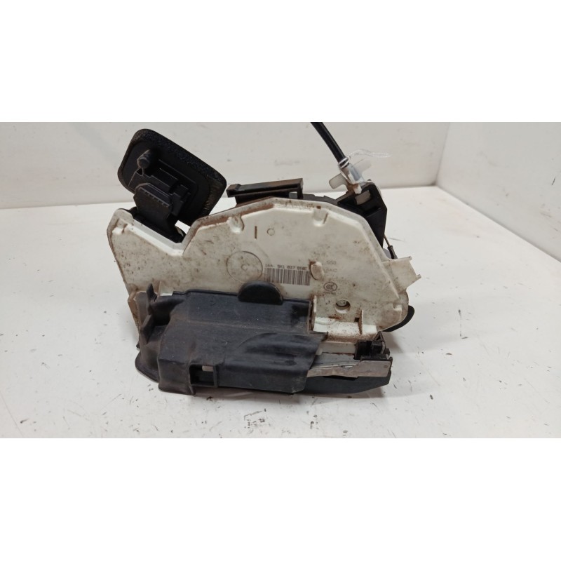 Recambio de cerradura puerta delantera derecha para volkswagen polo v (6r1, 6c1) 1.2 tsi referencia OEM IAM 5K1837016E  