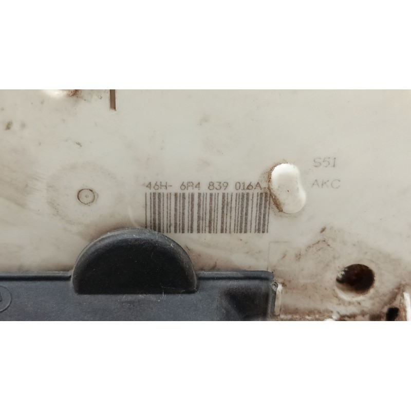 Recambio de cerradura puerta trasera derecha para volkswagen polo v (6r1, 6c1) 1.2 tsi referencia OEM IAM 6R4839016A  