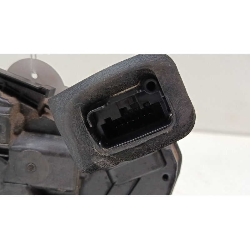Recambio de cerradura puerta trasera derecha para volkswagen polo v (6r1, 6c1) 1.2 tsi referencia OEM IAM 6R4839016A  