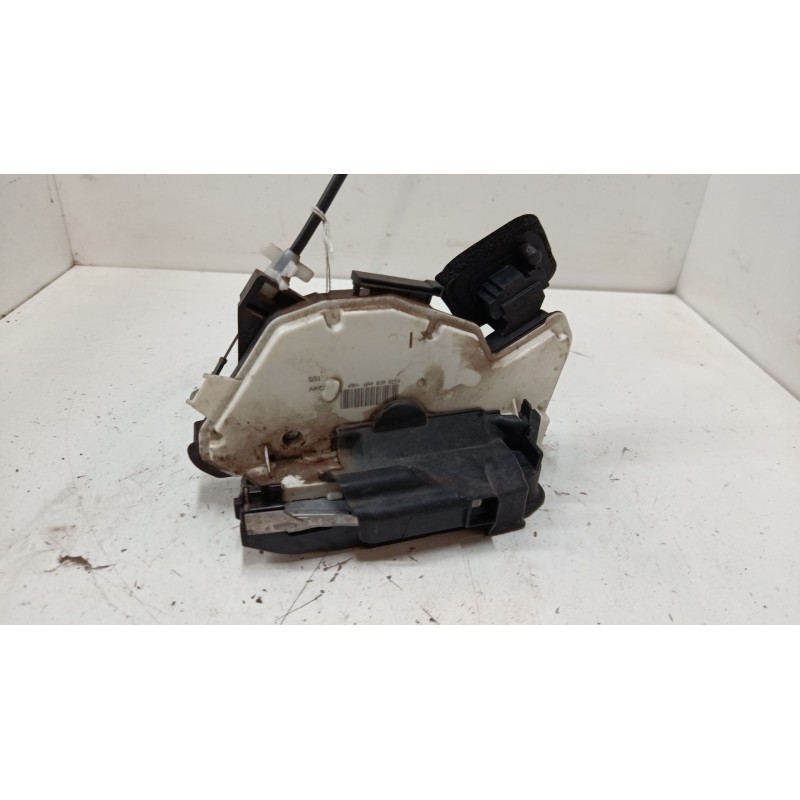 Recambio de cerradura puerta trasera izquierda para volkswagen polo v (6r1, 6c1) 1.2 tsi referencia OEM IAM 6R4839015A  