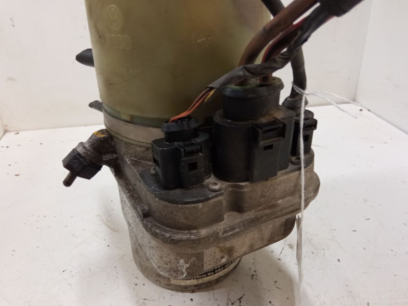 Recambio de bomba servodireccion para seat ibiza iii (6l1) 1.4 16v referencia OEM IAM 6Q0423156S  
