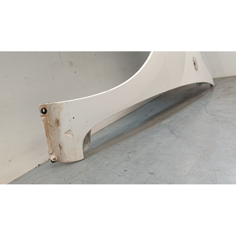 Recambio de aleta delantera izquierda para renault kangoo express (fw0/1_) z.e. (fw0z, fw1z) referencia OEM IAM 631011368R  