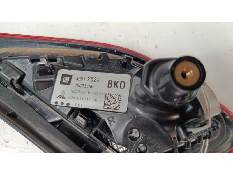 Recambio de piloto trasero porton derecho para opel corsa e (x15) 1.4 (08, 68) referencia OEM IAM 39012624  