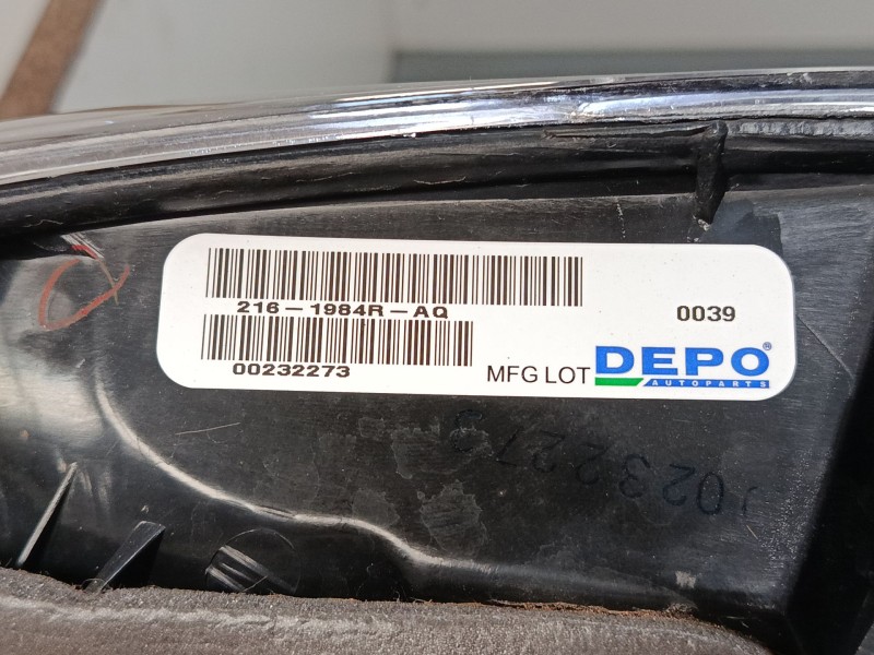 Recambio de piloto trasero derecho para mazda 3 (bk) 1.6 di turbo referencia OEM IAM 2161984RAQ  