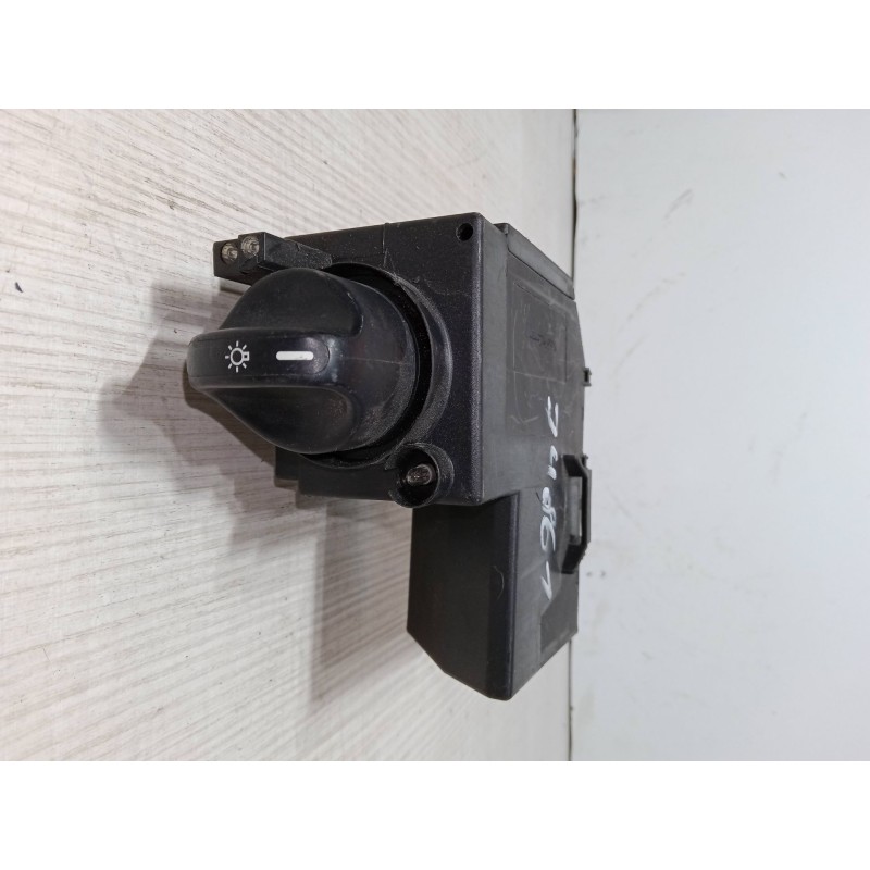 Recambio de conmutador de luces para mercedes-benz clase e t-model (s210) e 270 t cdi (210.216) referencia OEM IAM 2105451404  
