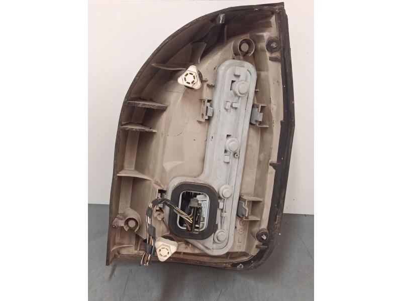 Recambio de piloto trasero izquierdo para opel zafira a monospace (t98) 2.2 dti 16v (f75) referencia OEM IAM   