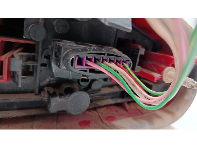 Recambio de piloto trasero derecho para peugeot 106 ii (1a_, 1c_) 1.5 d referencia OEM IAM   