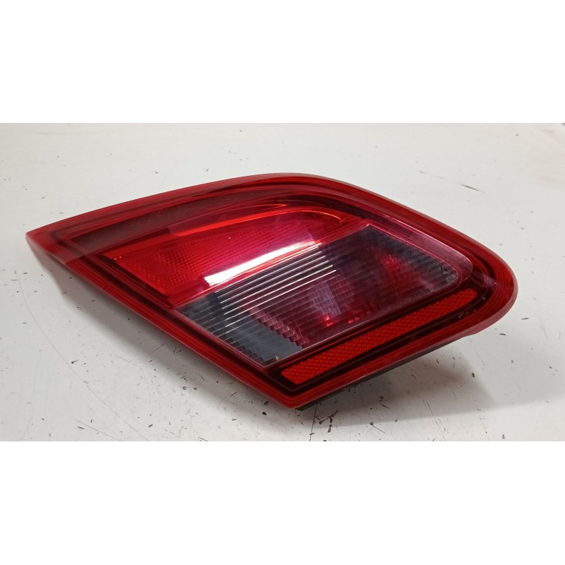 Recambio de piloto trasero porton izquierdo para opel corsa e (x15) 1.4 (08, 68) referencia OEM IAM 39012623  