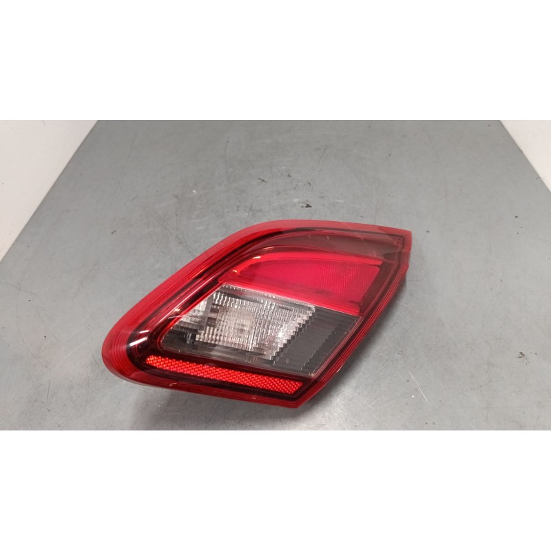 Recambio de piloto trasero porton derecho para opel corsa e (x15) 1.4 (08, 68) referencia OEM IAM 39012624  