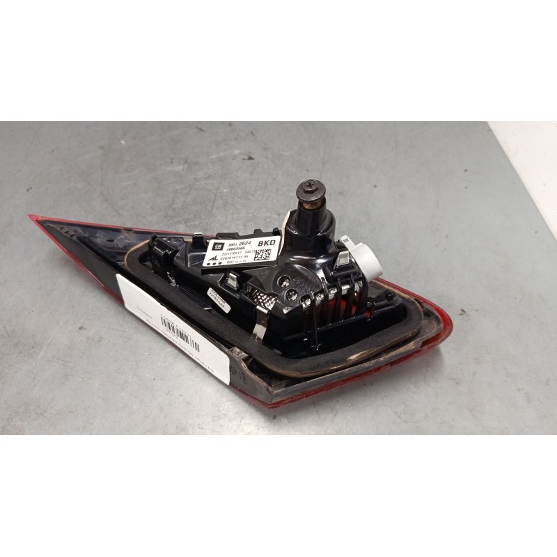 Recambio de piloto trasero porton derecho para opel corsa e (x15) 1.4 (08, 68) referencia OEM IAM 39012624  
